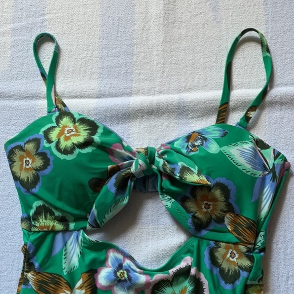 Aerie Tie Bandeau One Piece Swimsuit - Picture 2 of 8